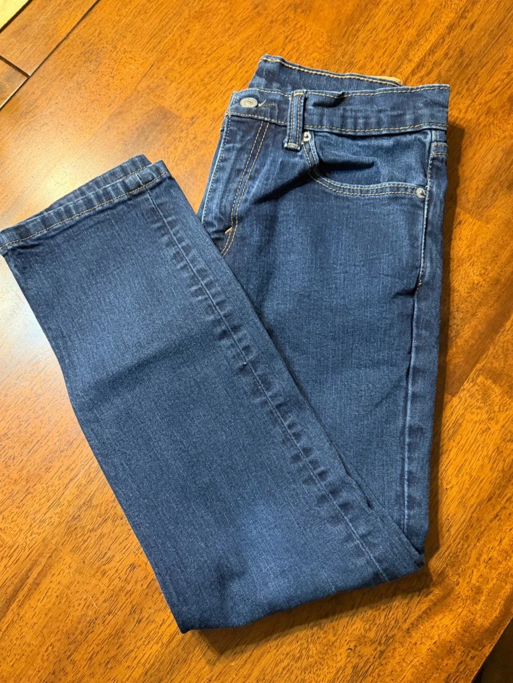 Levi 511 jeans. Men’s size 32×29. 511=slim fit jeans.